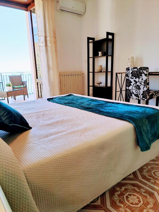 Tao Charming Apartment Таормина Экстерьер фото
